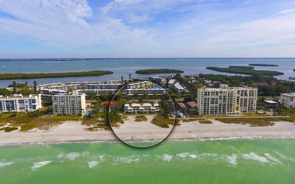 Laplaya 201C Breathtaking Gulf Panorama From This Corner End Unit With A Private Stairway To The Beach ロングボートキー エクステリア 写真