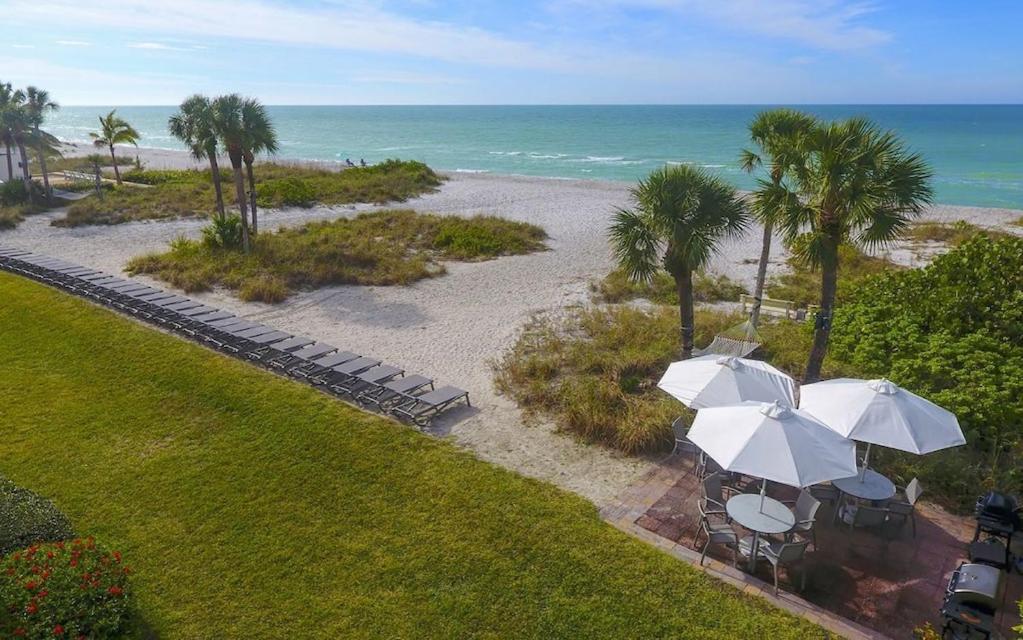 Laplaya 201C Breathtaking Gulf Panorama From This Corner End Unit With A Private Stairway To The Beach ロングボートキー エクステリア 写真